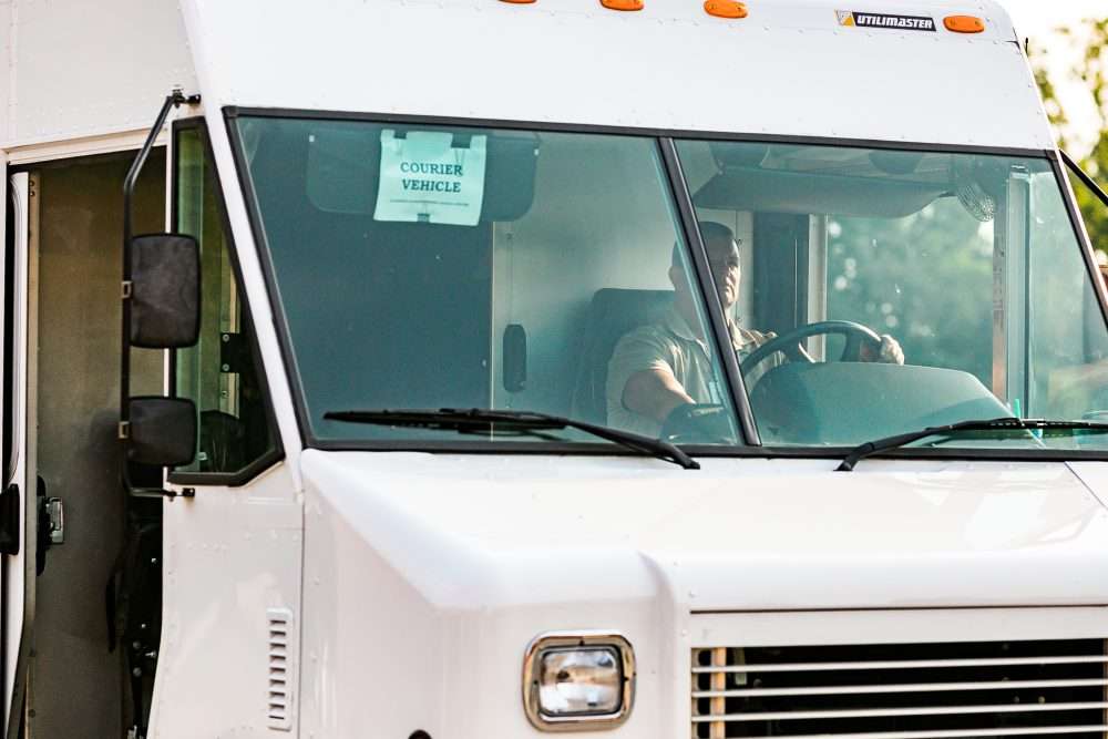 courier van