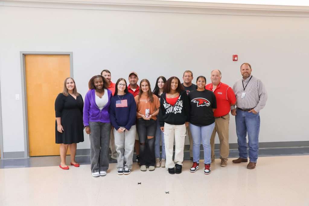 softball team receive certificate